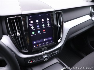 Volvo XC60 2,0 B4 145kW Aut. Momentu 2021