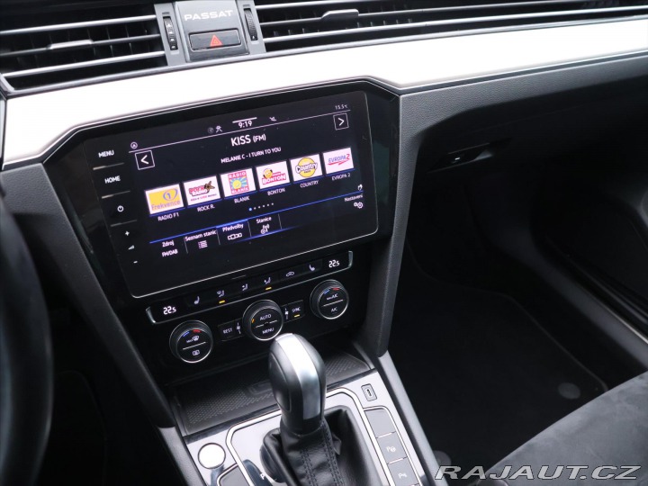 Volkswagen Passat 2.0 TSI 140kW R-Line CZ L 2020