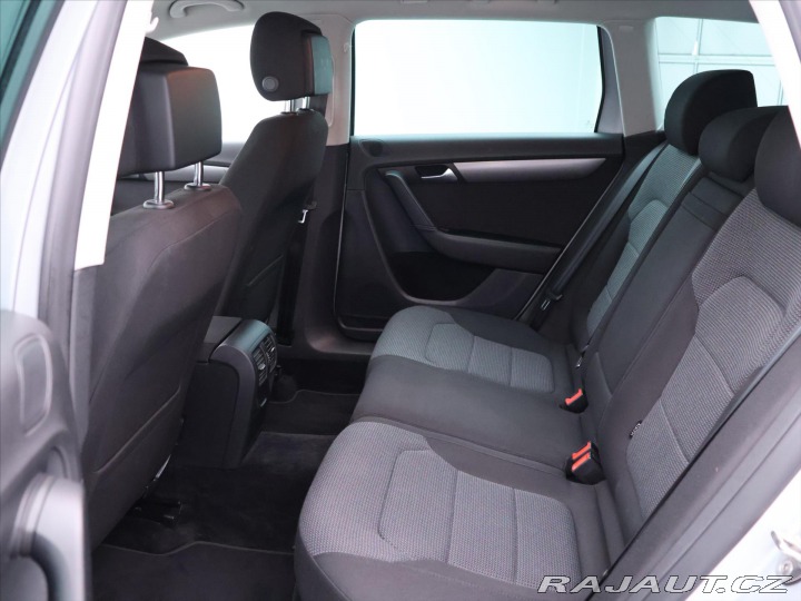 Volkswagen Passat 2,0 TDI 103kW DSG Serv.Kn 2013