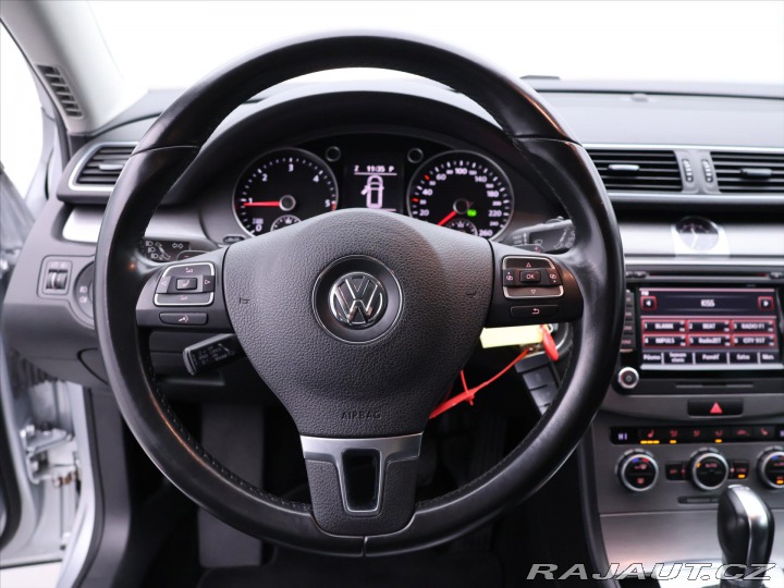 Volkswagen Passat 2,0 TDI 103kW DSG Serv.Kn 2013