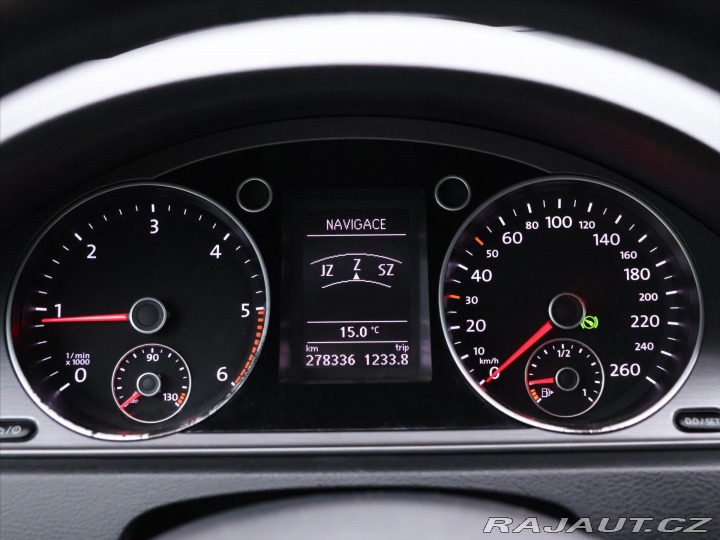 Volkswagen Passat 2,0 TDI 103kW DSG Serv.Kn 2013