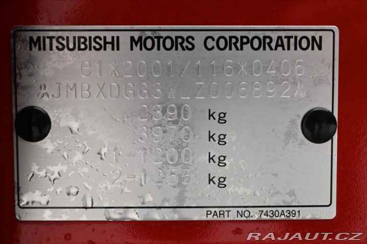 Mitsubishi Outlander 2,4 PHEV Intense+ 4WD Zár 2021