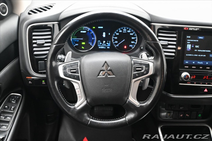 Mitsubishi Outlander 2,4 PHEV Intense+ 4WD Zár 2021