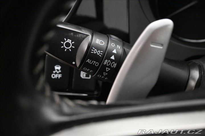 Mitsubishi Outlander 2,4 PHEV Intense+ 4WD Zár 2021