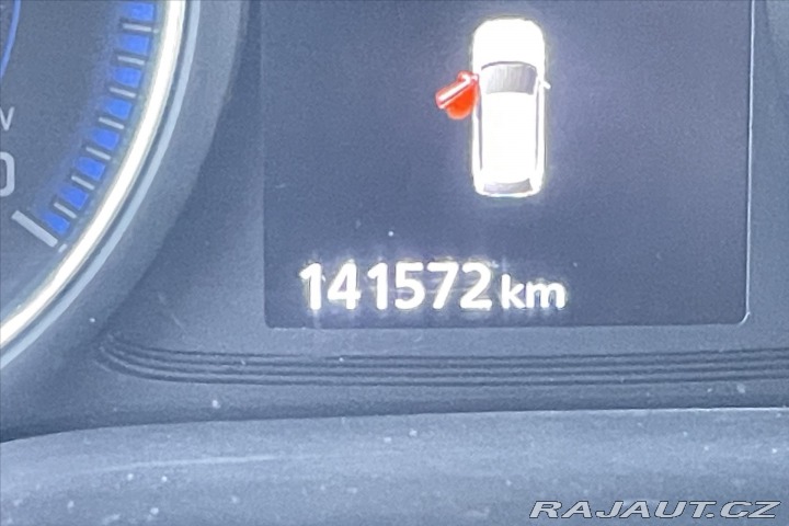 Mitsubishi Outlander 2,4 PHEV Intense+ 4WD VŮZ 2021