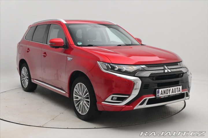 Mitsubishi Outlander 2,4 PHEV Intense+ 4WD Zár 2021