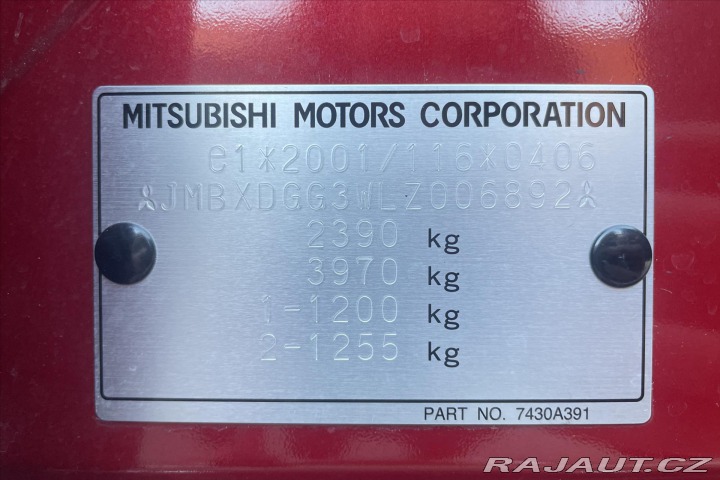 Mitsubishi Outlander 2,4 PHEV Intense+ 4WD VŮZ 2021