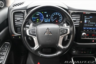Mitsubishi Outlander 2,4 PHEV Intense+ 4WD Zár 2021