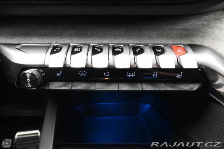 Peugeot 5008 1,5 BlueHDi 96 kW GT AT8 2022