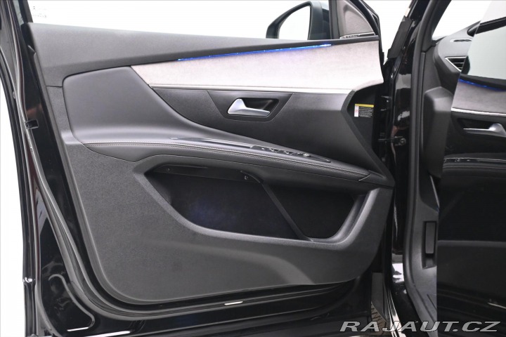 Peugeot 5008 1,5 BlueHDi 96 kW GT AT8 2022