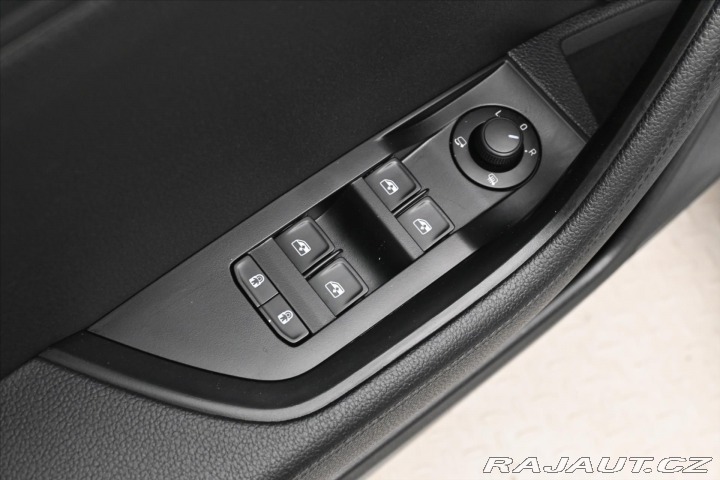 Škoda Superb 2,0 TDI 110 kW DSG Style 2021