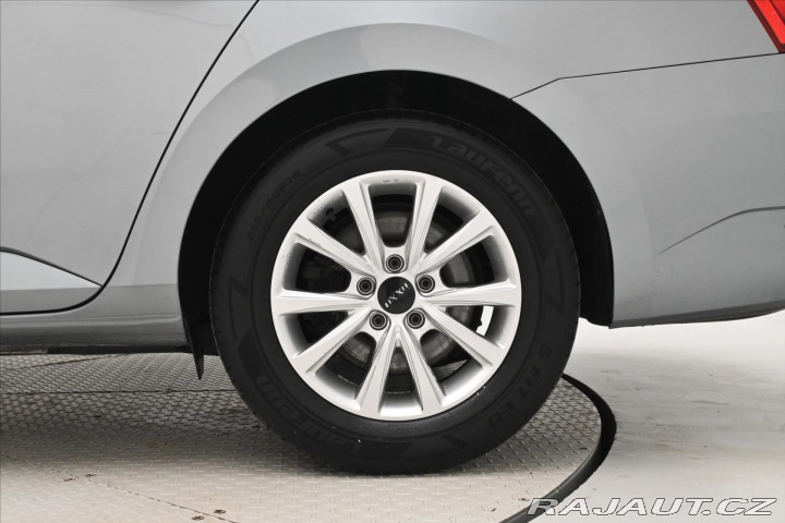 Škoda Superb 2,0 TDI 110 kW DSG Style 2021