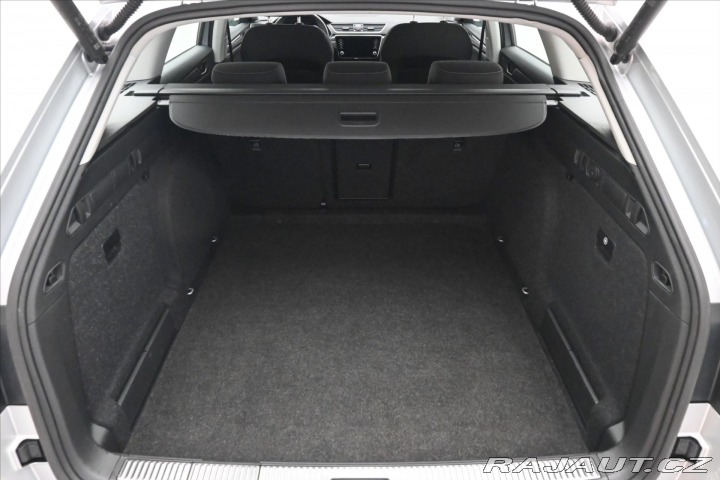 Škoda Superb 2,0 TDI 110 kW DSG Style 2023