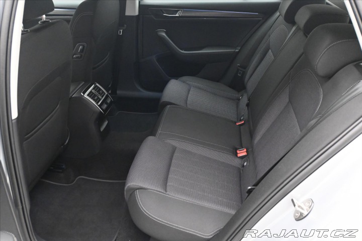 Škoda Superb 2,0 TDI 110 kW DSG Style 2023