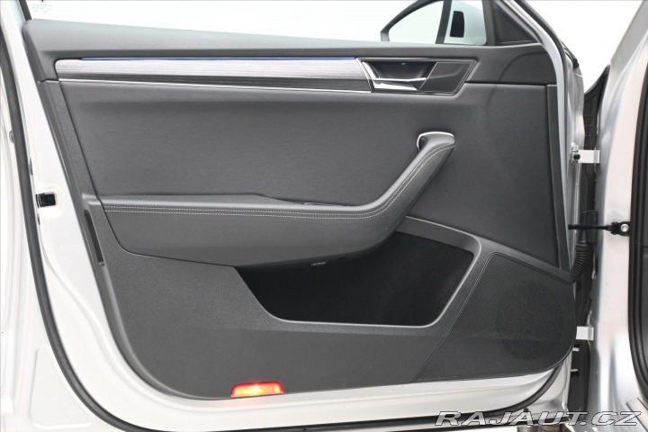 Škoda Superb 2,0 TDI 110 kW DSG Style 2023