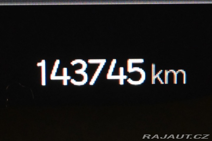 Seat Leon 2,0 TSI 140kW DSG FR Záru 2022