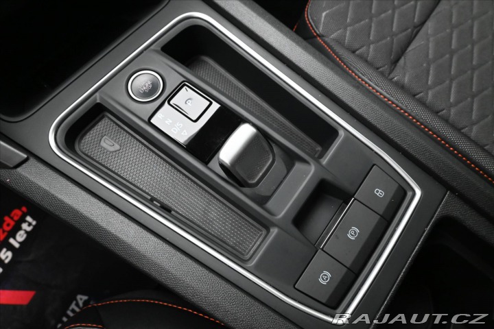 Seat Leon 2,0 TSI 140kW DSG FR Záru 2022