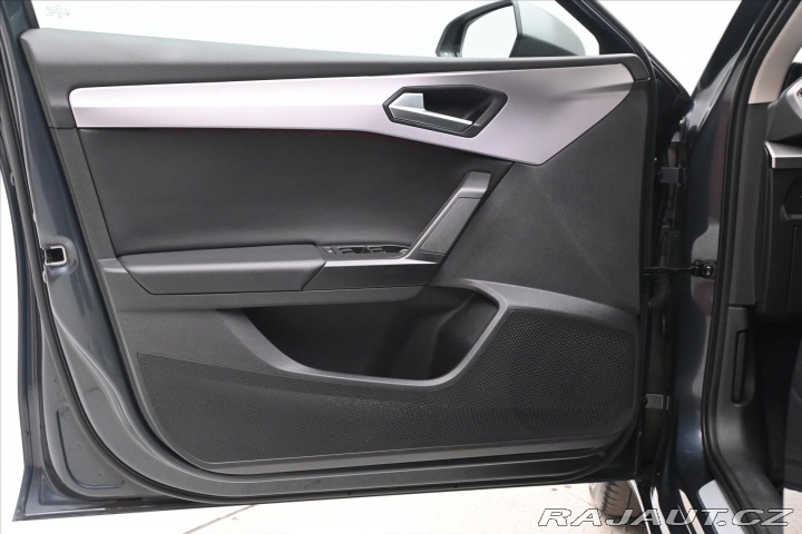 Seat Leon 2,0 TSI 140kW DSG FR Záru 2022