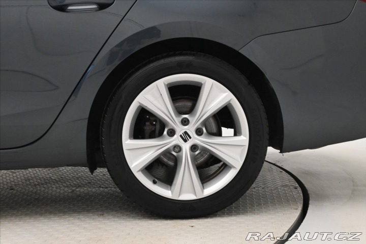 Seat Leon 2,0 TSI 140kW DSG FR Záru 2022