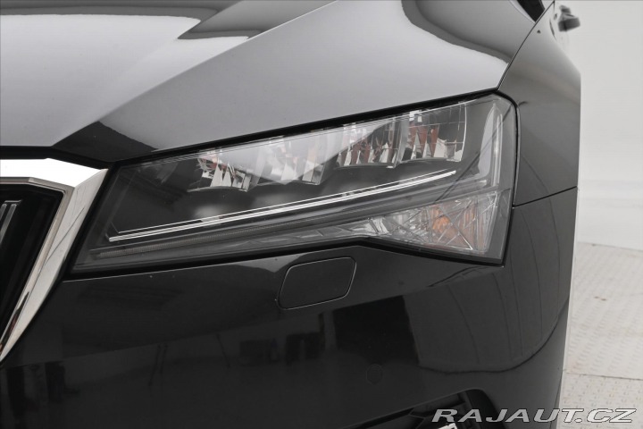 Škoda Superb 2,0 TDI 110 kW DSG Style 2021