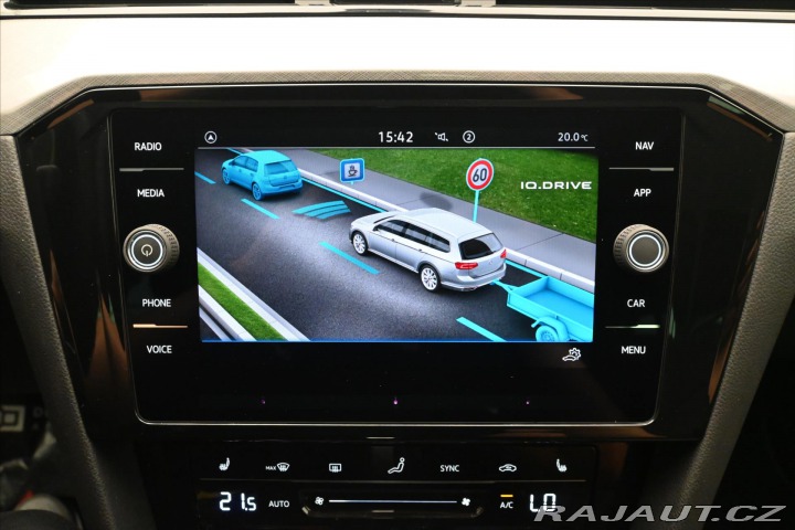 Volkswagen Passat 2,0 TDI 110 KW DSG Busine 2022