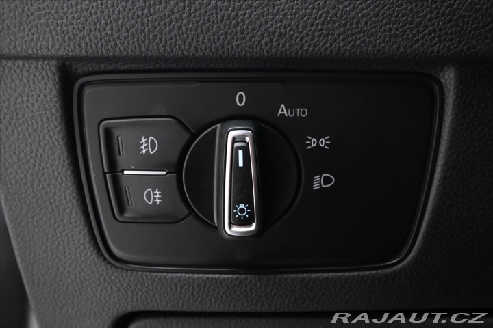 Volkswagen Passat 2,0 TDI 110 KW DSG Busine 2022