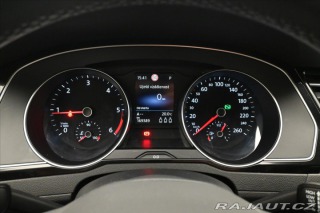 Volkswagen Passat 2,0 TDI 110 KW DSG Busine 2022