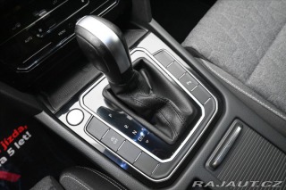 Volkswagen Passat 2,0 TDI 110 KW DSG Busine 2022