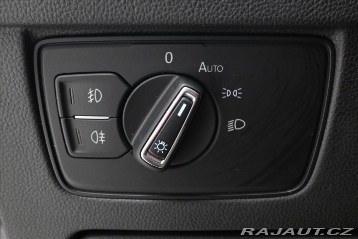 Volkswagen Passat 2,0 TDI 110 KW DSG Busine 2023