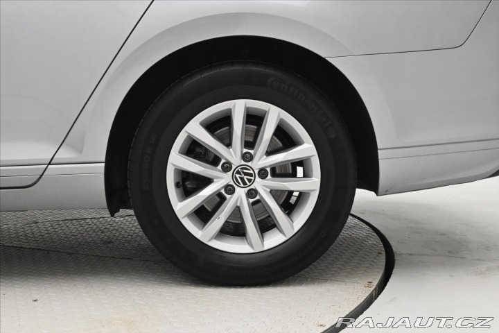 Volkswagen Passat 2,0 TDI 110 KW DSG Busine 2023