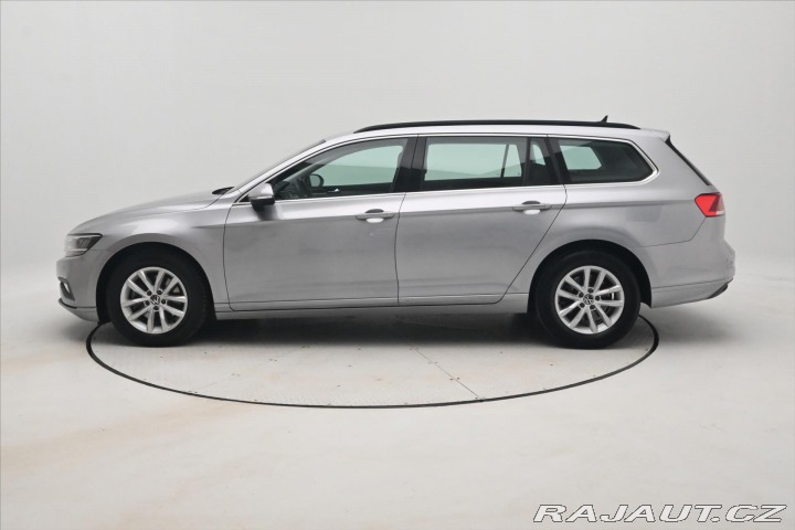 Volkswagen Passat 2,0 TDI 110 KW DSG Busine 2023