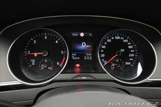 Volkswagen Passat 2,0 TDI 110 KW DSG Busine 2023