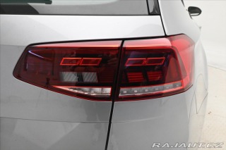 Volkswagen Passat 2,0 TDI 110 KW DSG Busine 2023