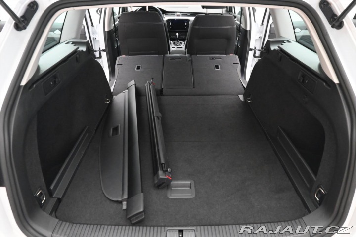 Volkswagen Passat 2,0 TDI 110KW DSG BUSINES 2023