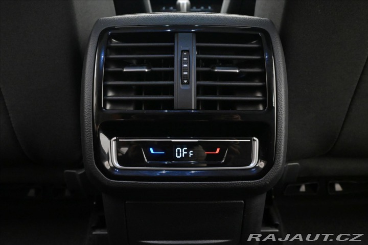 Volkswagen Passat 2,0 TDI 110KW DSG BUSINES 2023