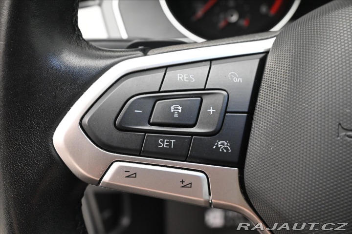 Volkswagen Passat 2,0 TDI 110KW DSG BUSINES 2023