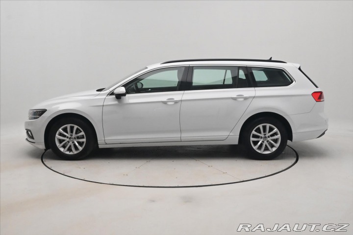 Volkswagen Passat 2,0 TDI 110KW DSG BUSINES 2023