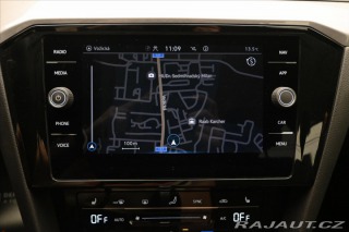 Volkswagen Passat 2,0 TDI 110KW DSG BUSINES 2023