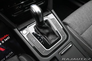 Volkswagen Passat 2,0 TDI 110 kW DSG Busine 2023