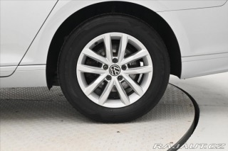 Volkswagen Passat 2,0 TDI 110 kW DSG Busine 2023