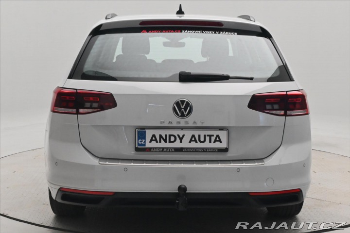 Volkswagen Passat 2,0 TDI 110 kW DSG Busine 2022