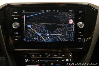 Volkswagen Passat 2,0 TDI 110 kW DSG Busine 2022