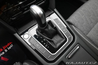 Volkswagen Passat 2,0 TDI 110 kW DSG Busine 2022