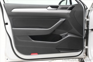 Volkswagen Passat 2,0 TDI 110 kW DSG Busine 2022