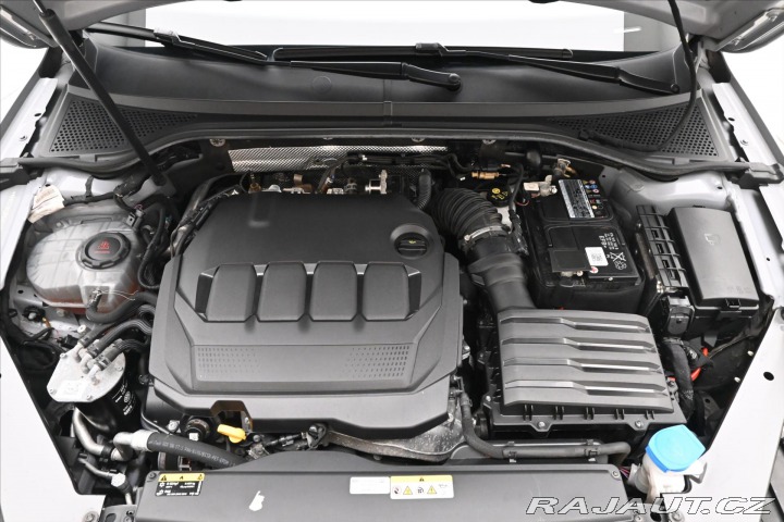 Volkswagen Passat 2,0 TDI 110 kW DSG Busine 2022