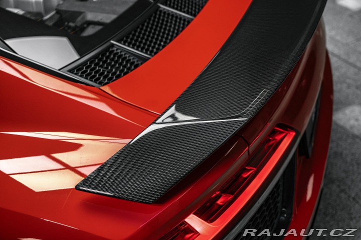 Audi R8 B&O/KARBON/SEATS/PDC/ 2015