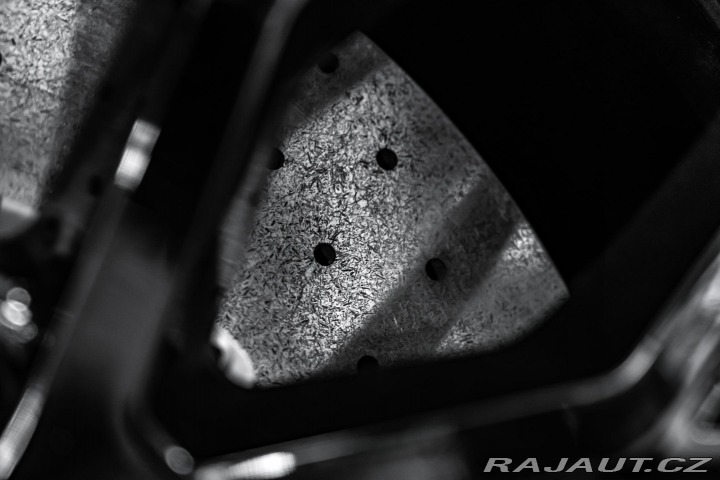 Audi R8 B&O/KARBON/SEATS/PDC/ 2015