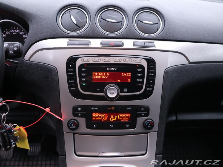 Ford S-MAX 2,0 TDCI 103kW Aut.klima 2011