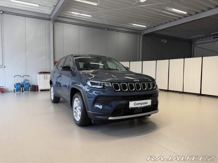 Jeep Compass Altitude 1.5 Turbo e-Hybr 2025