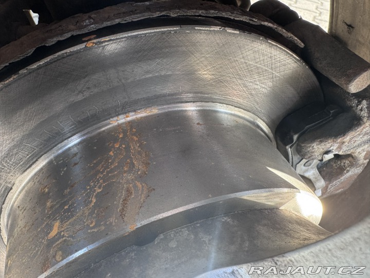 Mitsubishi Lancer 1,6i 72 KW STK 2X KOLA 2005